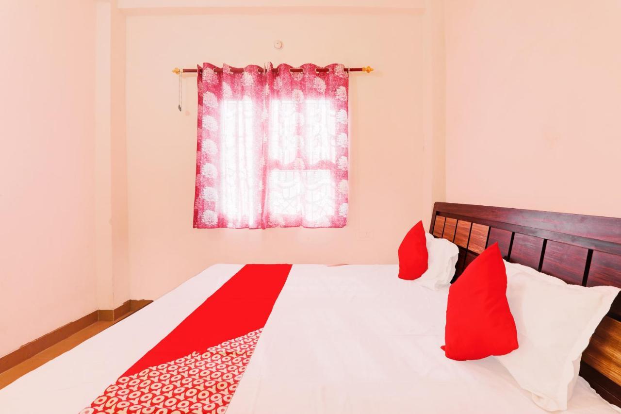 Oyo Flagship Shine Hotel Chinhat Exterior photo