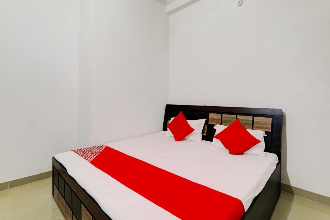 Oyo Flagship Shine Hotel Chinhat Exterior photo