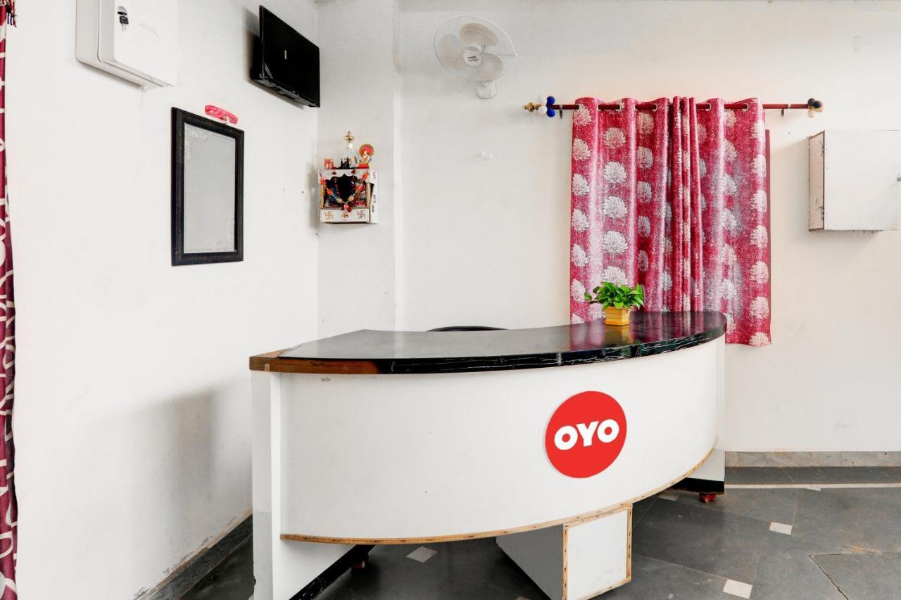 Oyo Flagship Shine Hotel Chinhat Exterior photo